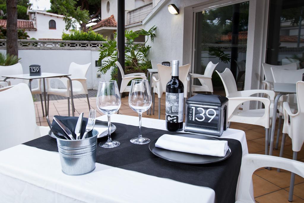 Hotel 139 Castelldefels Exteriér fotografie