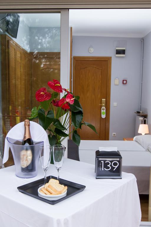 Hotel 139 Castelldefels Pokoj fotografie